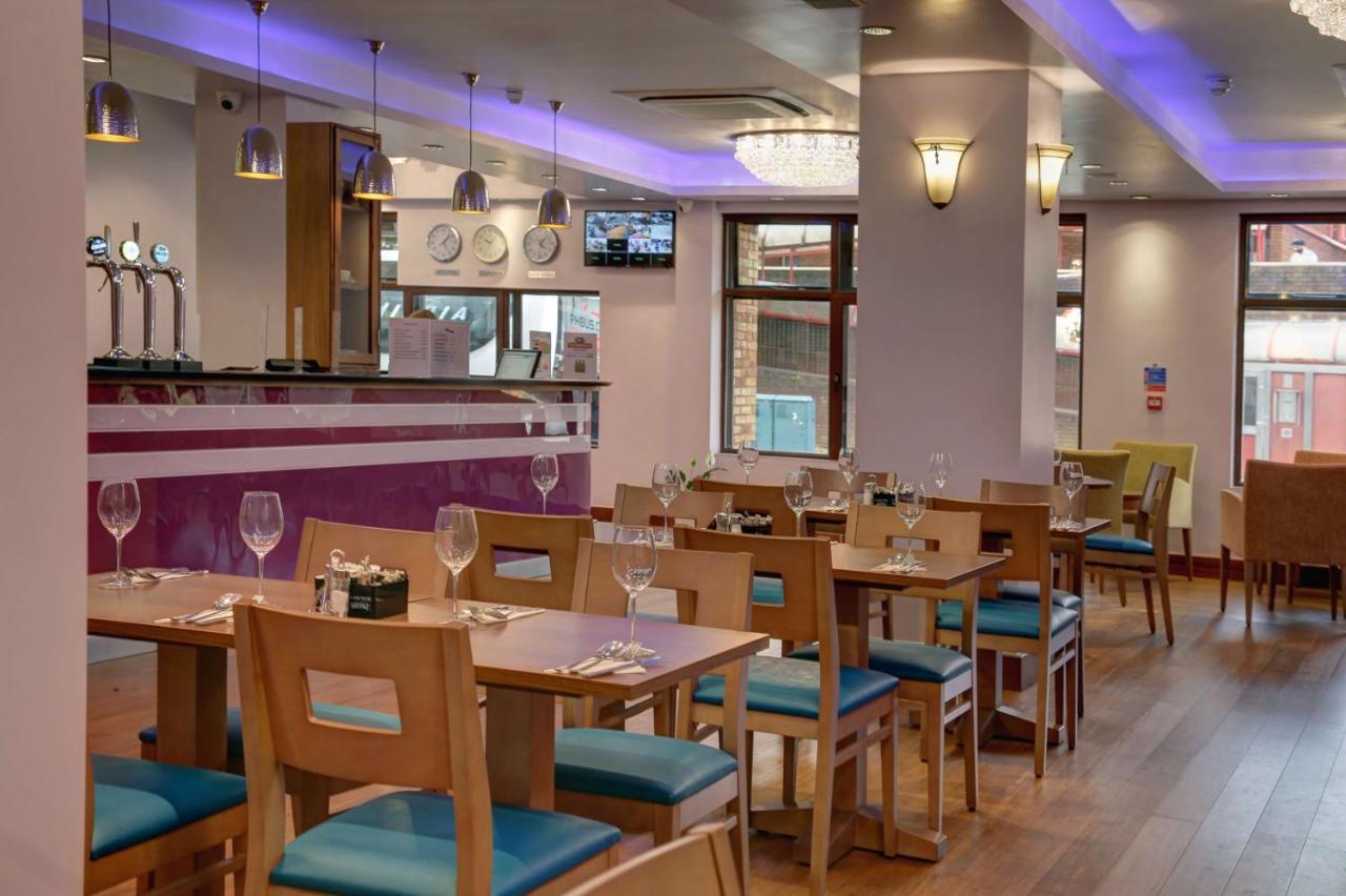 Airlink Hotel Гейс Екстер'єр фото