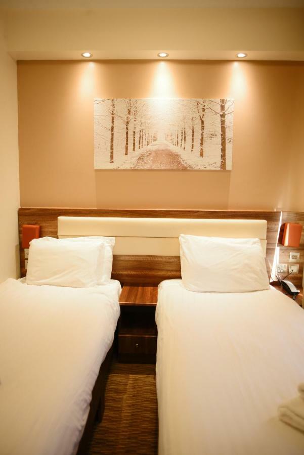 Airlink Hotel Гейс Екстер'єр фото